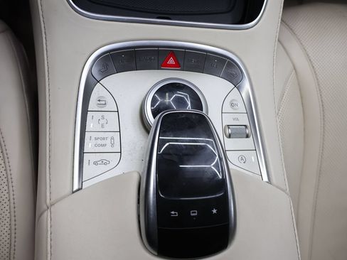Used 2017 Mercedes-Benz S 550 Cabriolet image 29