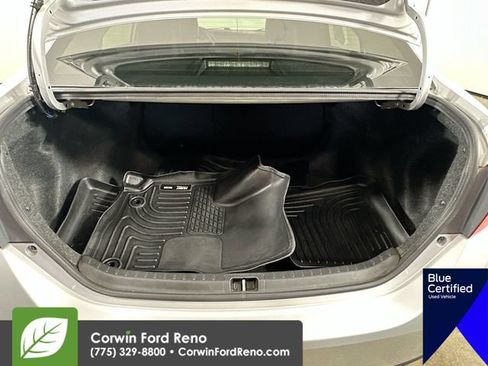 Used 2019 Toyota Corolla SE FWD image 28