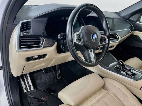 Used 2022 BMW X5 M50i AWD/4WD image 10