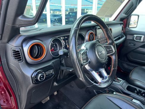 Used 2021 Jeep Gladiator Mojave AWD/4WD image 20