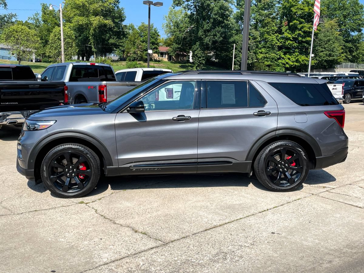 Used 2021 Ford Explorer ST w/ Equipment Group 401A AWD/4WD image 3