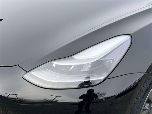 Used 2022 Tesla Model 3 Long Range image 10