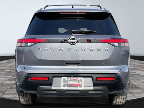 New 2026 Nissan Pathfinder SV image 5