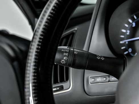 Used 2022 INFINITI Q60 Red Sport 400 w/ Cargo Package image 33