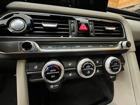 Used 2023 Genesis G70 3.3T w/ Sport Prestige Package AWD/4WD image 28