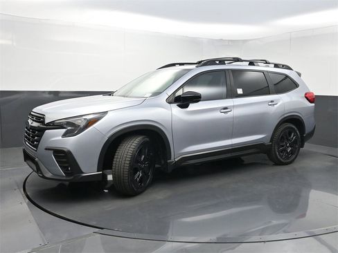 Used 2024 Subaru Ascent Onyx Edition image 23