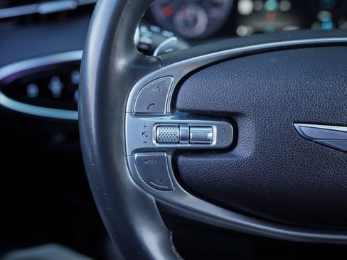 Used 2023 Genesis GV70 2.5T Select image 29