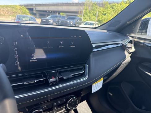 New 2026 Chevrolet TrailBlazer ACTIV AWD/4WD image 23