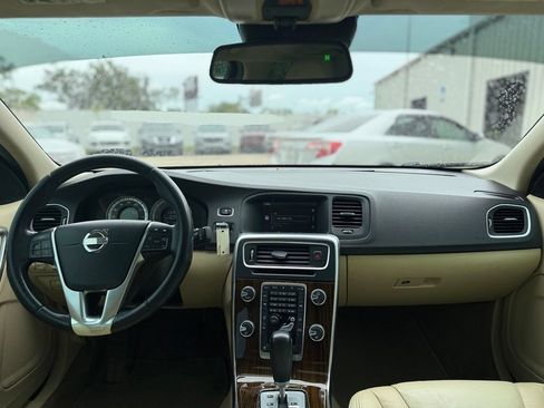 Used 2012 Volvo S60 T5 FWD image 26