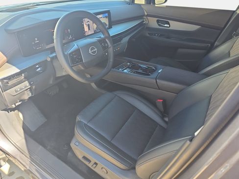 Used 2025 Nissan Murano Platinum w/ Cargo Package AWD/4WD image 16