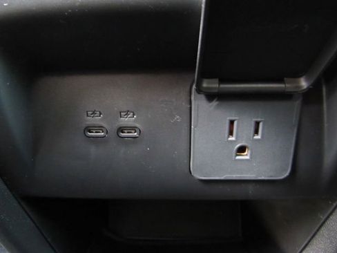 New 2026 GMC Acadia Elevation image 16