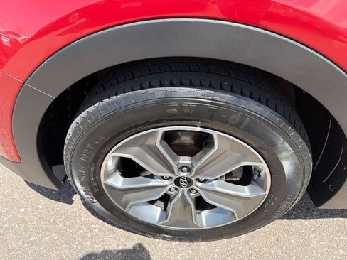 Used 2016 Hyundai Santa Fe SE AWD/4WD image 21