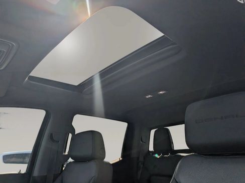 Used 2021 GMC Sierra 1500 Denali w/ LPO, GMC Protection Package AWD/4WD image 9