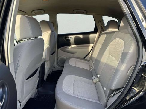 Used 2013 Nissan Rogue SV image 17