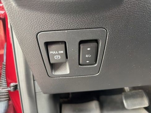 Used 2019 Ford F150 Platinum w/ Equipment Group 701A Luxury AWD/4WD image 19