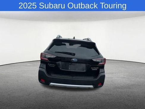 Certified 2025 Subaru Outback Touring AWD/4WD image 9