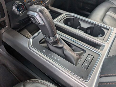 Used 2019 Ford F150 Platinum w/ Equipment Group 701A Luxury image 25