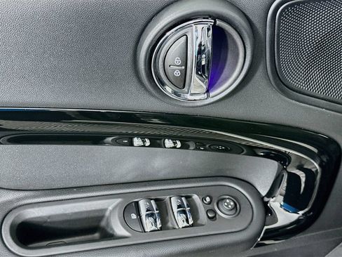 Used 2024 MINI Cooper Countryman S FWD image 18