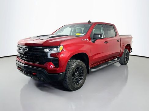 Used 2023 Chevrolet Silverado 1500 LT Trail Boss w/ Convenience Package II AWD/4WD image 3