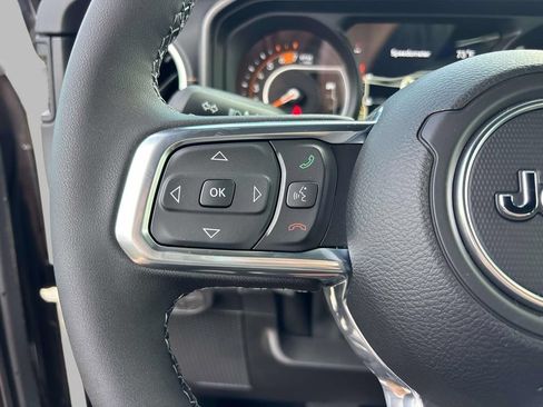 New 2026 Jeep Wrangler Unlimited Sahara AWD/4WD image 11