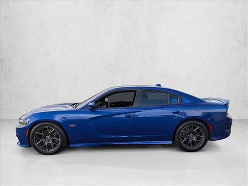 Used 2018 Dodge Charger R/T Scat Pack image 8