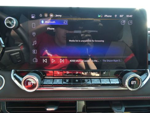 Used 2024 Chevrolet Colorado Z71 w/ Z71 Convenience Package 2 image 29