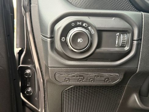 New 2026 Jeep Wrangler Unlimited Rubicon image 19