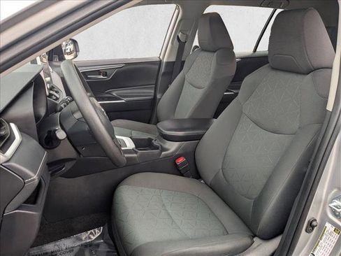 Used 2024 Toyota RAV4 XLE image 15