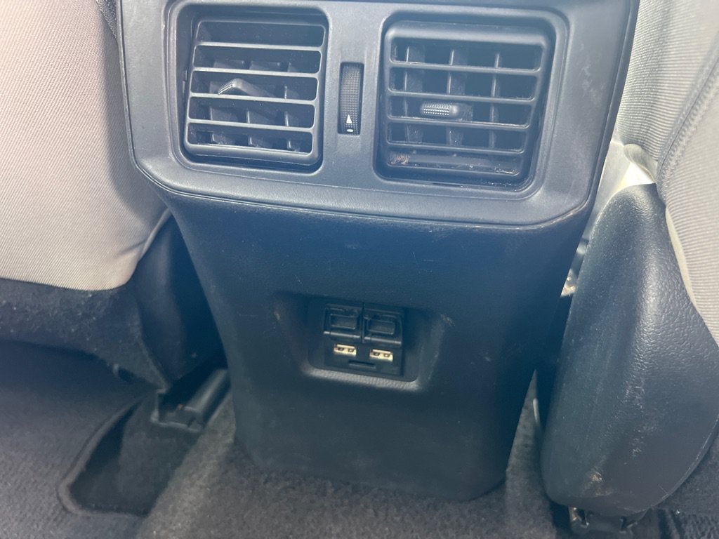Used 2021 Toyota RAV4 XLE AWD/4WD image 18