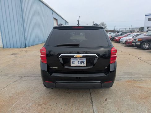 Used 2017 Chevrolet Equinox LT image 6