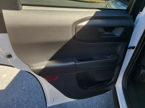 Used 2021 Ford Bronco Sport Base image 12