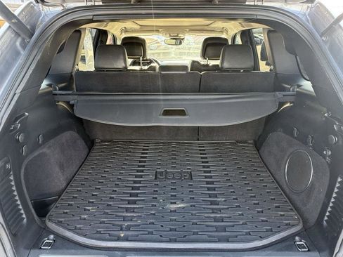 Used 2018 Jeep Grand Cherokee Summit image 31