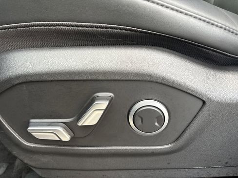 Certified 2025 Hyundai Santa Fe XRT image 13