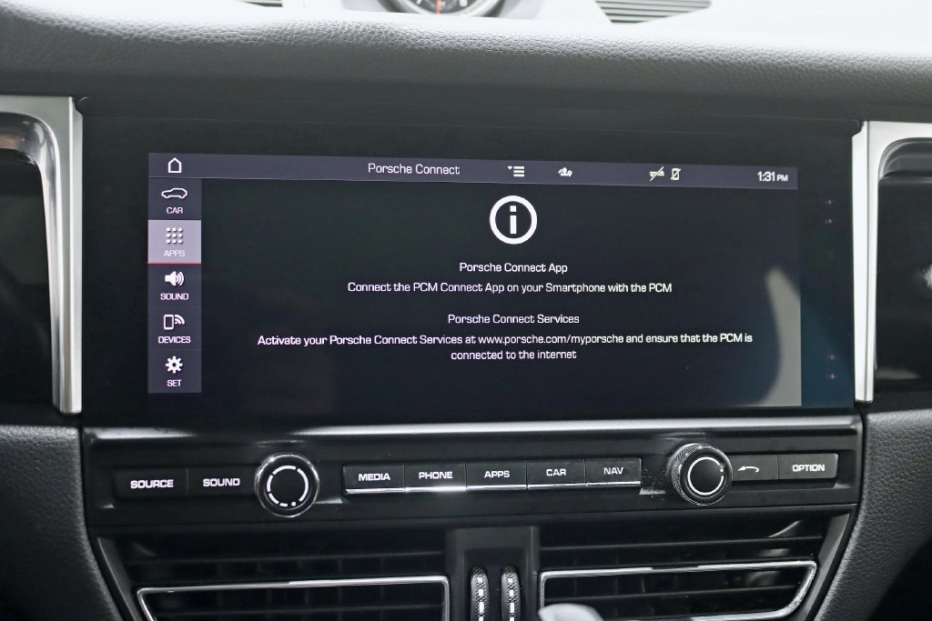 Used 2021 Porsche Macan AWD/4WD image 19