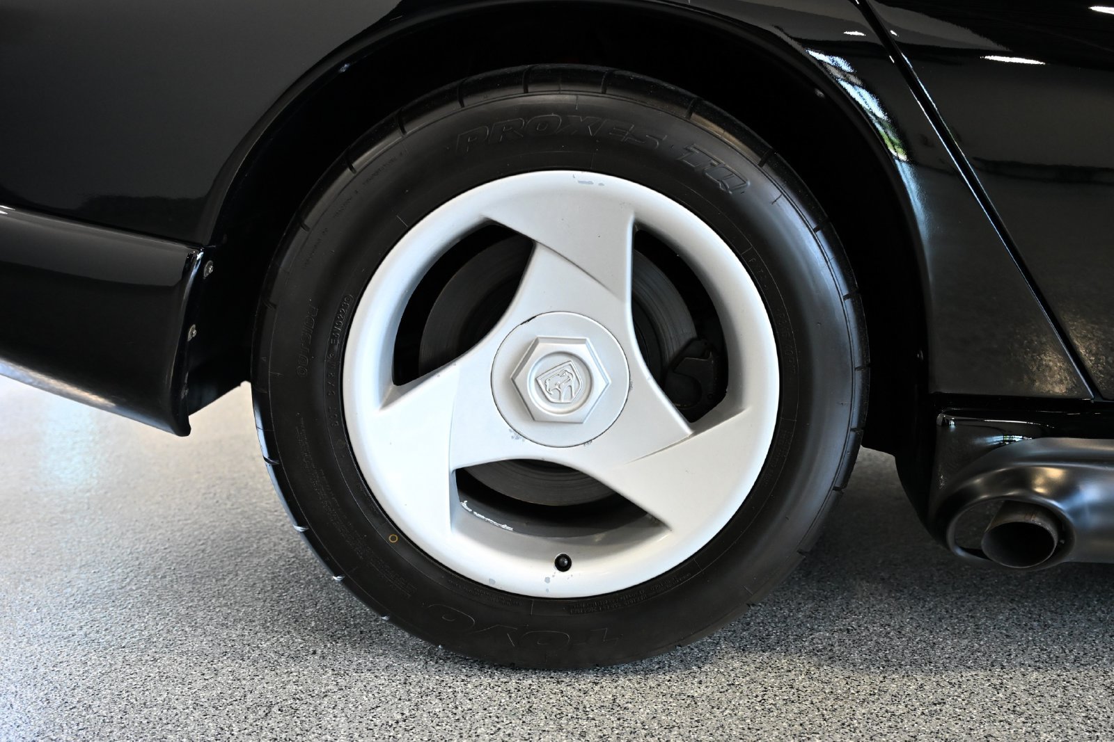 Used 1994 Dodge Viper RT/10 RWD image 19