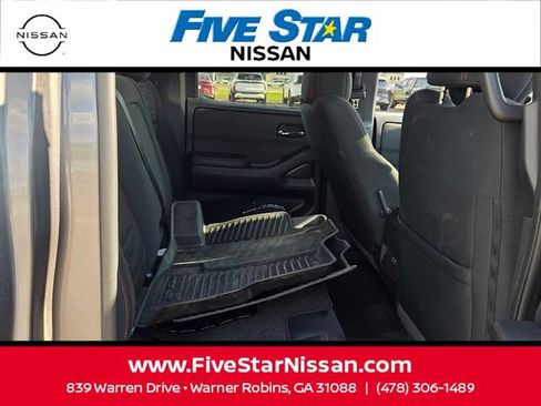 Used 2024 Nissan Frontier PRO-4X w/ Off-Road Protection Package AWD/4WD image 15