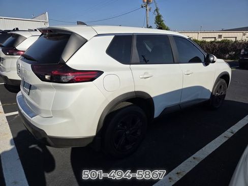 Certified 2026 Nissan Rogue SV w/ Cold Weather Package FWD image 4
