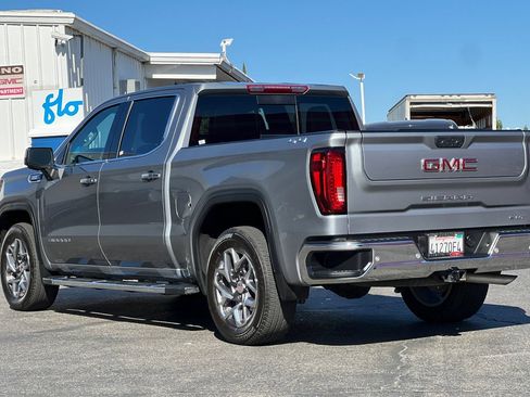 Used 2025 GMC Sierra 1500 SLT w/ SLT Premium Plus Package AWD/4WD image 6