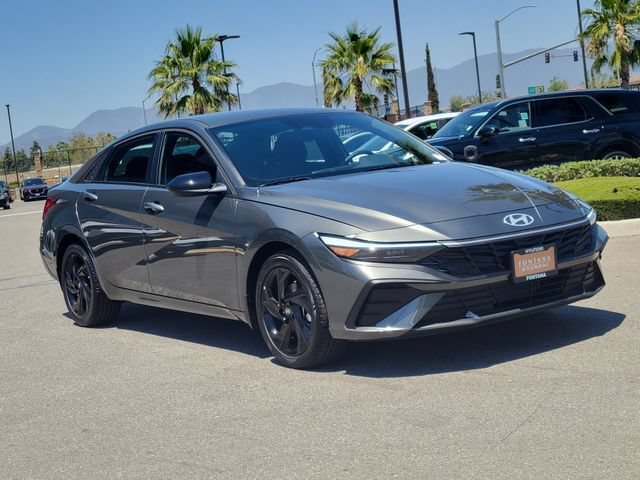 New 2026 Hyundai Elantra Sport FWD image 30