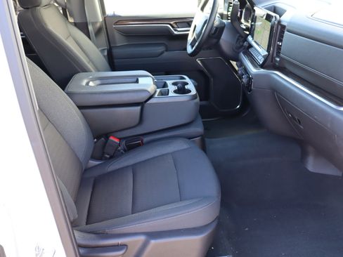 Used 2025 Chevrolet Silverado 1500 LT Trail Boss w/ Protection Package image 35