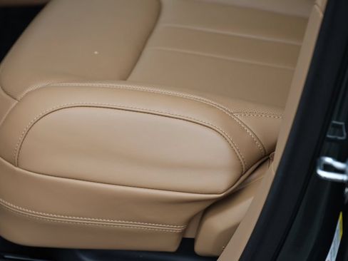 New 2026 Land Rover Range Rover SE AWD/4WD image 11