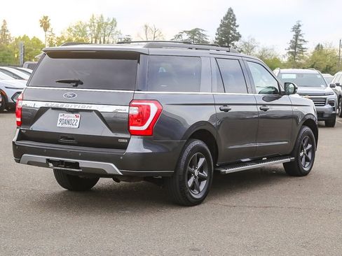 Used 2021 Ford Expedition Max XLT image 4