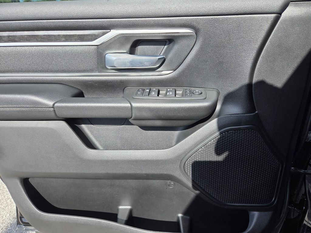 Used 2022 RAM 1500 Big Horn AWD/4WD image 23