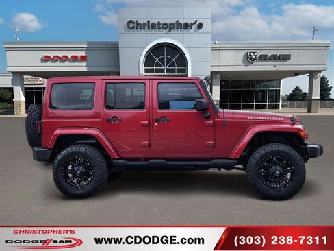Used 2013 Jeep Wrangler Unlimited Rubicon w/ Connectivity Group AWD/4WD image 2