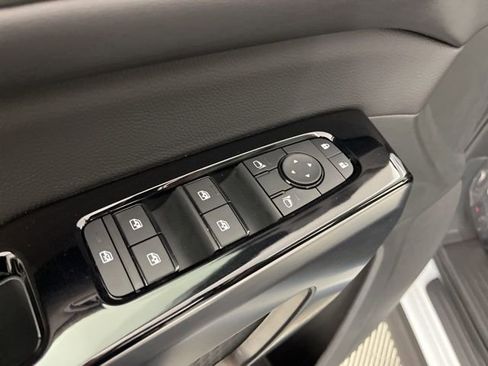 New 2026 Nissan Pathfinder SL w/ SL Premium Package image 33