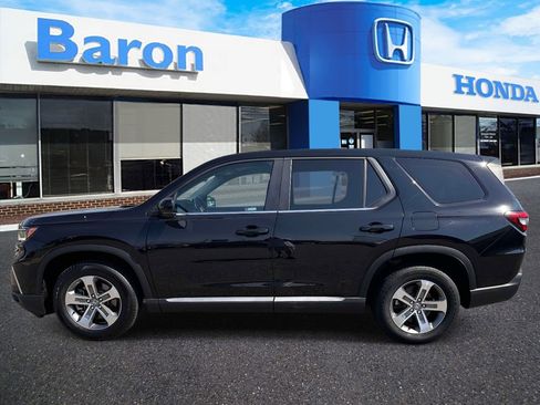 Used 2023 Honda Pilot EX-L image 3