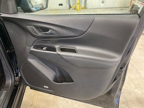 Certified 2024 Chevrolet Equinox Premier image 23