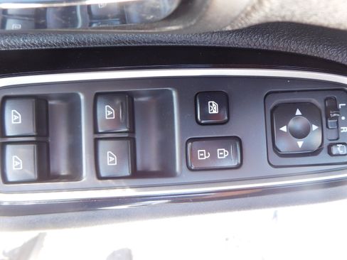 Used 2022 Mitsubishi Outlander SEL image 14