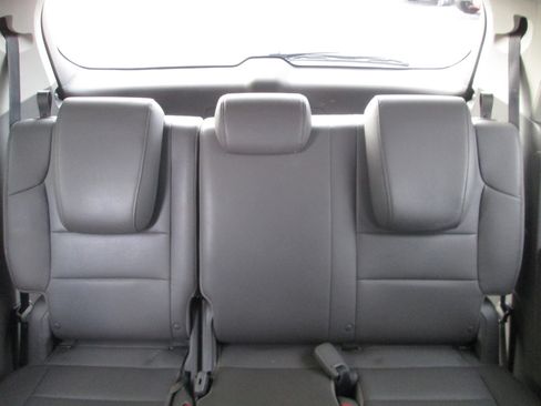 Used 2017 Honda Odyssey EX-L image 17