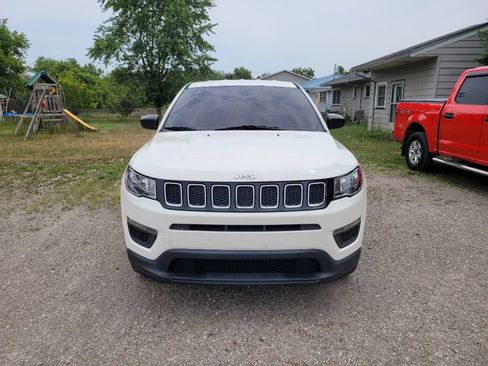 Used 2018 Jeep Compass Sport w/ Cold Weather Group AWD/4WD image 2